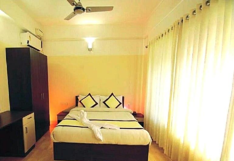 Hotel Tayas Trippapur Extérieur photo