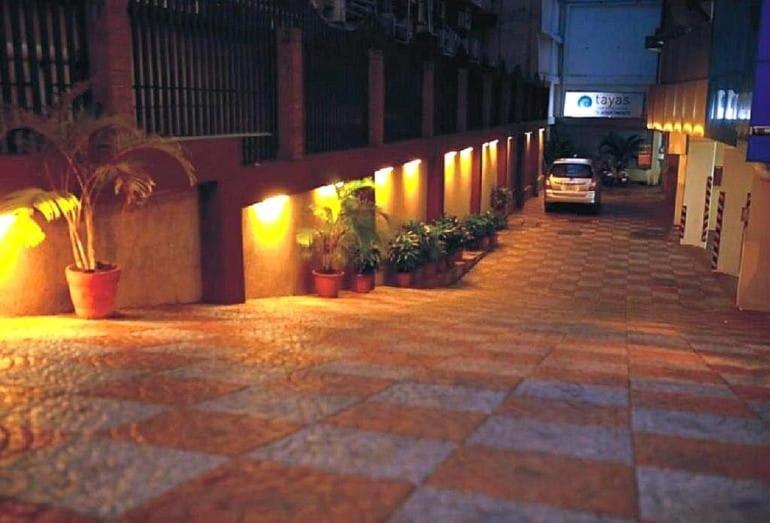 Hotel Tayas Trippapur Extérieur photo